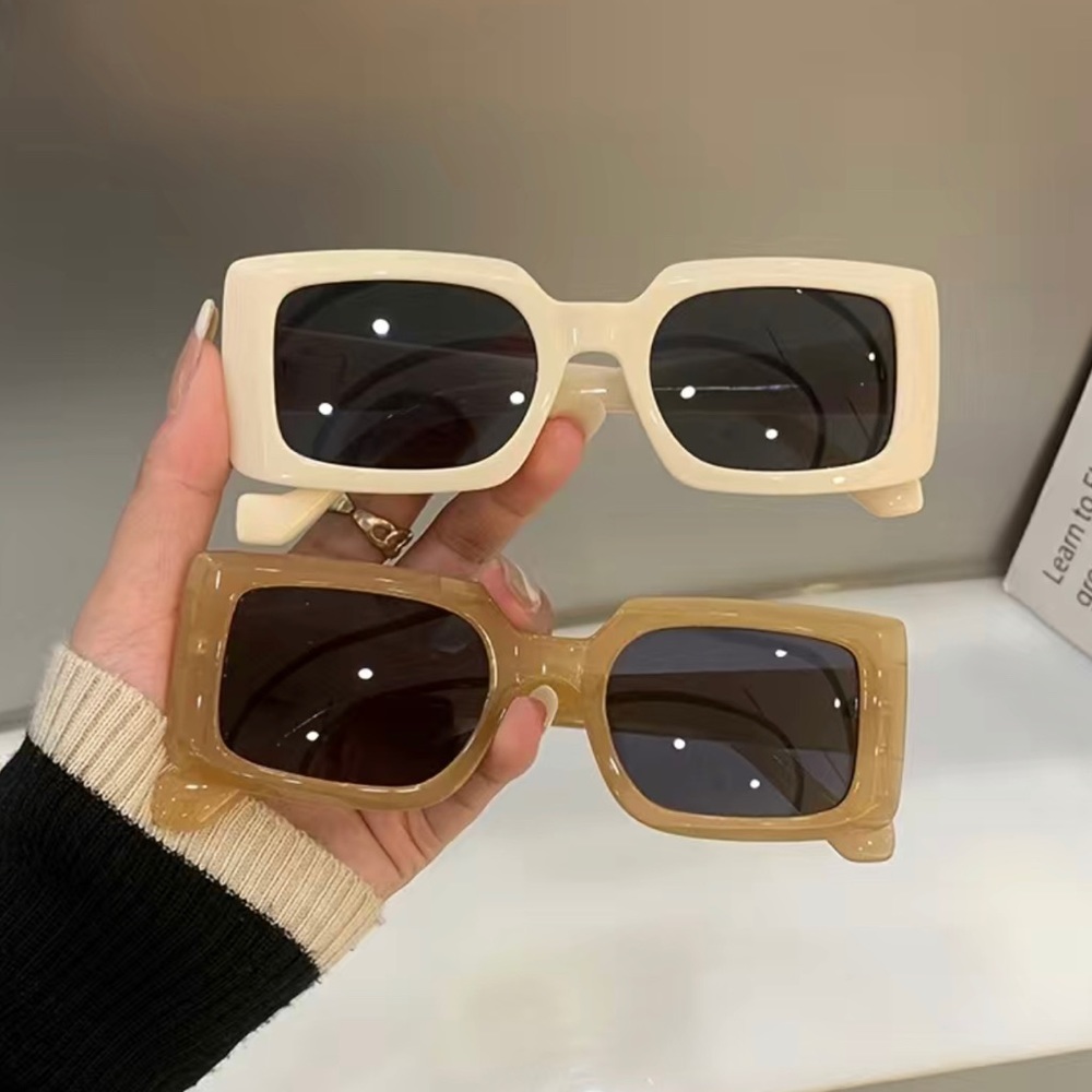 Rectangular Frame Sunglasses